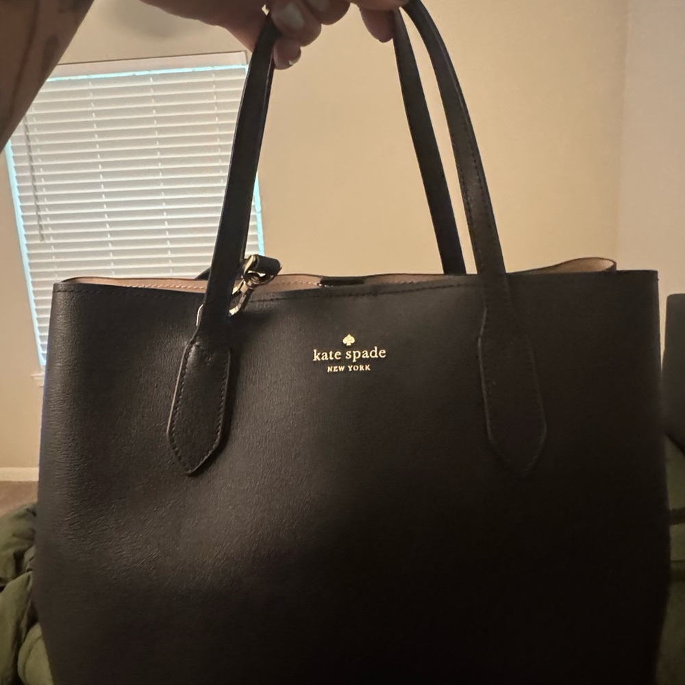 Kate Spade Black Leather Tote with Gold Hardware 🖤